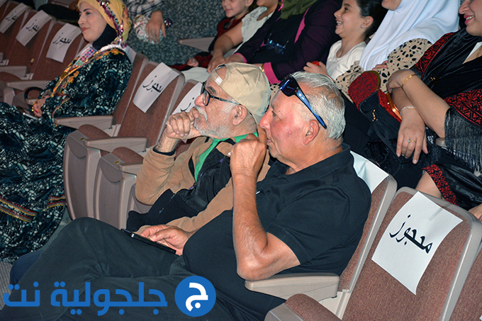 عرض مسرحية ثوب ستي بتنظيم أكاديمية دوزان بالمركز الجماهيري في جلجولية
